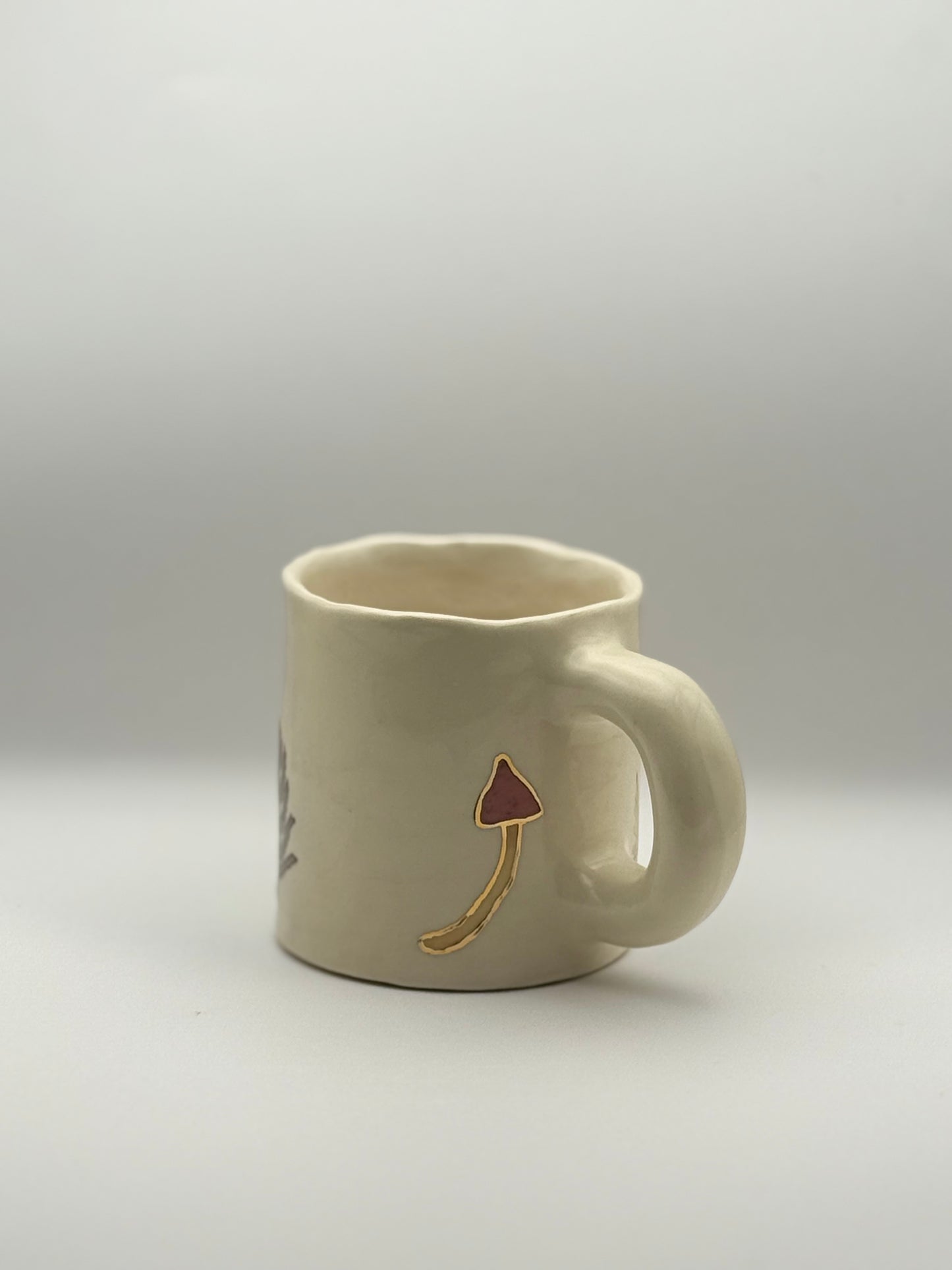 Snail Mug with Gold Luster